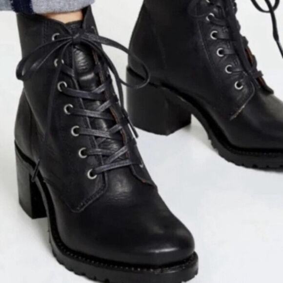 RARE Frye Vintage Sabrina Black Leather Ankle Boots 8 - Picture 1 of 12